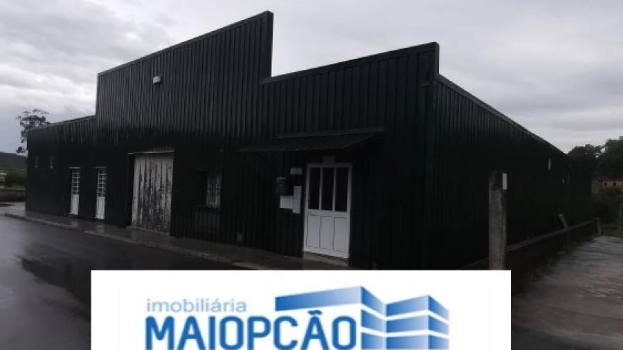 Armazém para Venda em Préstimo e Macieira de Alcoba