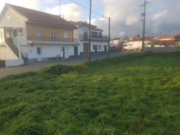 Terreno para Venda em Sabugal e Aldeia de Santo António