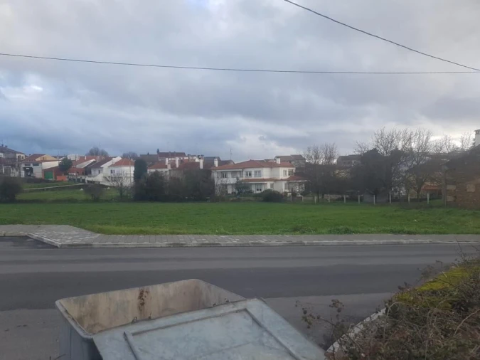 Terreno para Venda em Sabugal e Aldeia de Santo António Foto 4