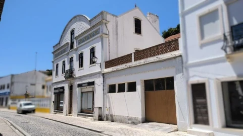 Prédio para Venda em Montemor-O-Velho e Gatões