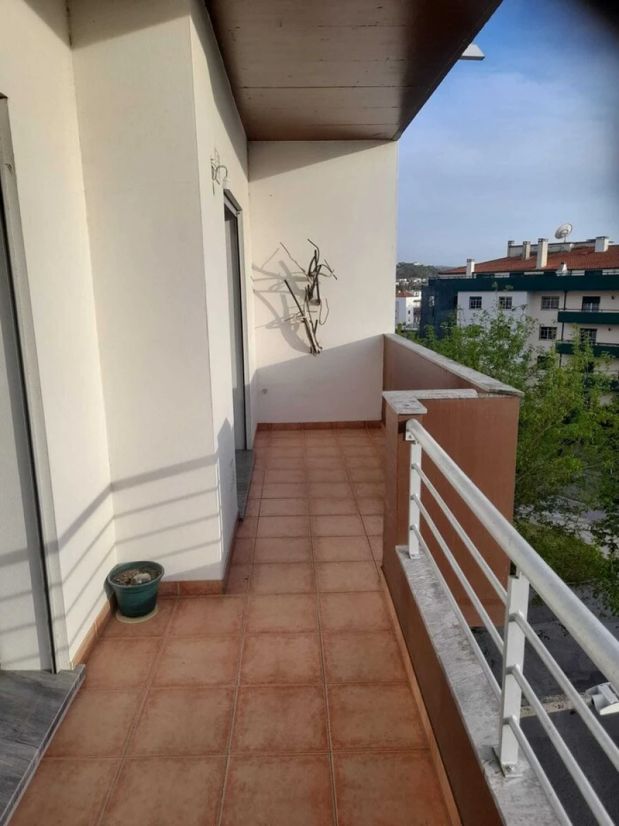Apartamento T3 para Venda em Marrazes e Barosa Foto 4