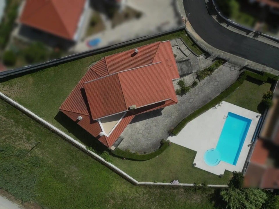 Moradia T4 para Venda em Bombarral e Vale Covo Foto 2