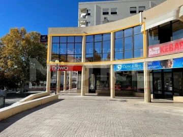 Loja para Venda em Sé e São Lourenço