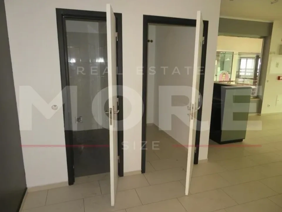 Loja para Venda em Sé e São Lourenço Foto 11