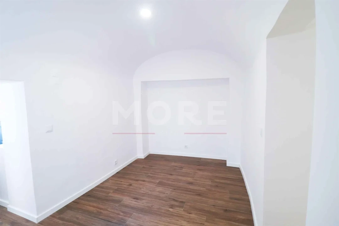 Moradia T1 para Venda em Évora (São Mamede, Sé, São Pedro e Santo Antão) Foto 5