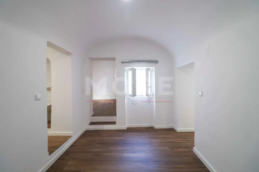 Moradia T1 para Venda em Évora (São Mamede, Sé, São Pedro e Santo Antão) Foto 4