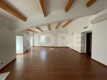 Prédio para Venda em Sé e São Lourenço