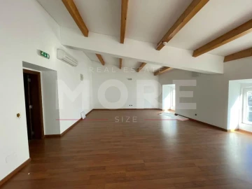 Prédio para Venda em Sé e São Lourenço