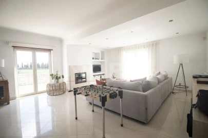 Moradia T5 para Venda em Tornada e Salir do Porto