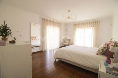 Moradia T5 para Venda em Tornada e Salir do Porto