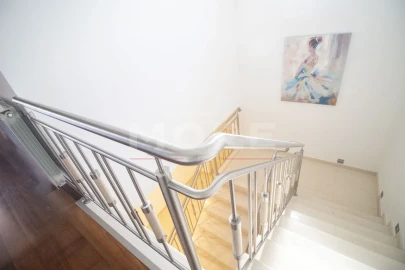 Moradia T5 para Venda em Tornada e Salir do Porto