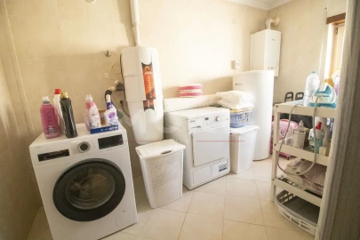 Moradia T5 para Venda em Tornada e Salir do Porto