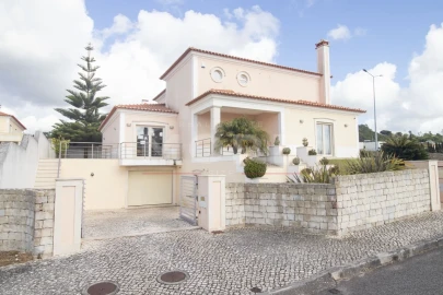 Moradia T5 para Venda em Tornada e Salir do Porto