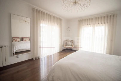 Moradia T5 para Venda em Tornada e Salir do Porto