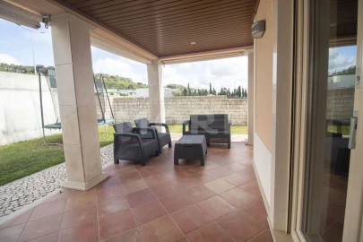 Moradia T5 para Venda em Tornada e Salir do Porto