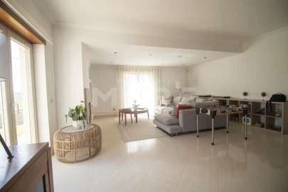 Moradia T5 para Venda em Tornada e Salir do Porto