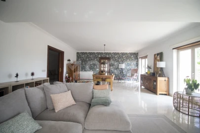 Moradia T5 para Venda em Tornada e Salir do Porto