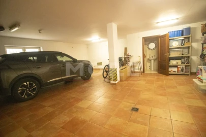 Moradia T5 para Venda em Tornada e Salir do Porto