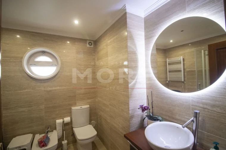 Moradia T5 para Venda em Tornada e Salir do Porto Foto 18