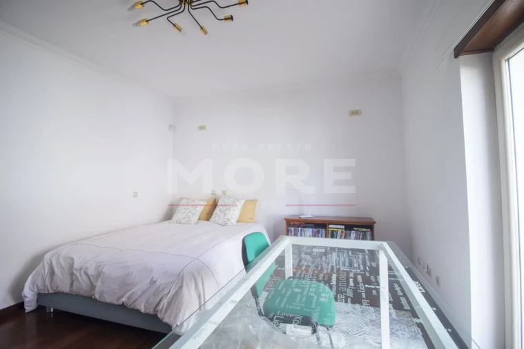 Moradia T5 para Venda em Tornada e Salir do Porto Foto 15