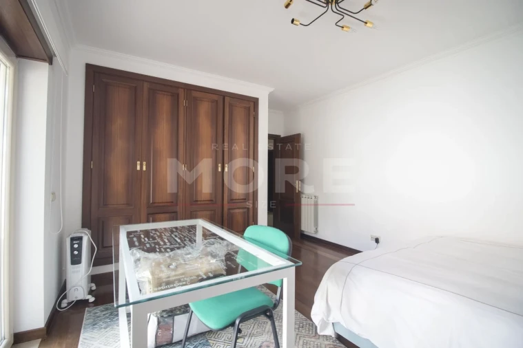 Moradia T5 para Venda em Tornada e Salir do Porto Foto 16