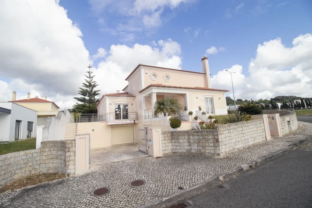 Moradia T5 para Venda em Tornada e Salir do Porto Foto 56