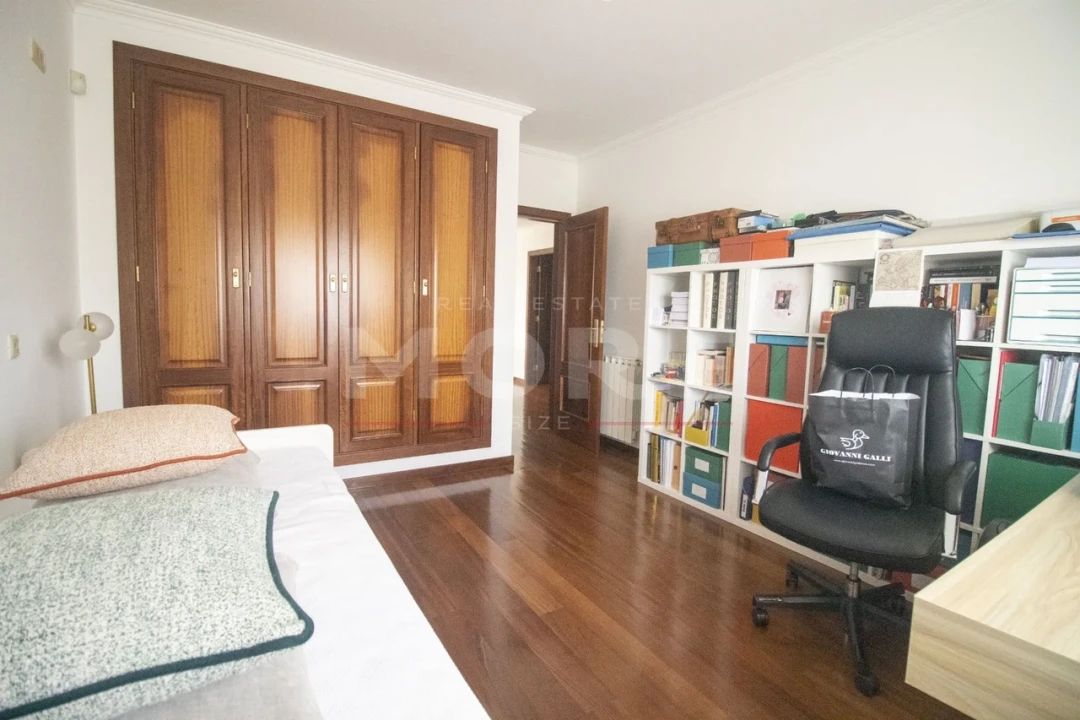 Moradia T5 para Venda em Tornada e Salir do Porto Foto 26