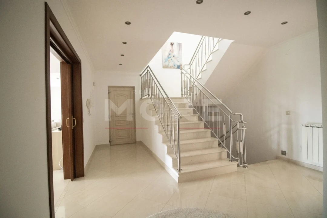 Moradia T5 para Venda em Tornada e Salir do Porto Foto 12