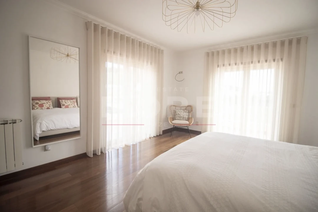 Moradia T5 para Venda em Tornada e Salir do Porto Foto 34