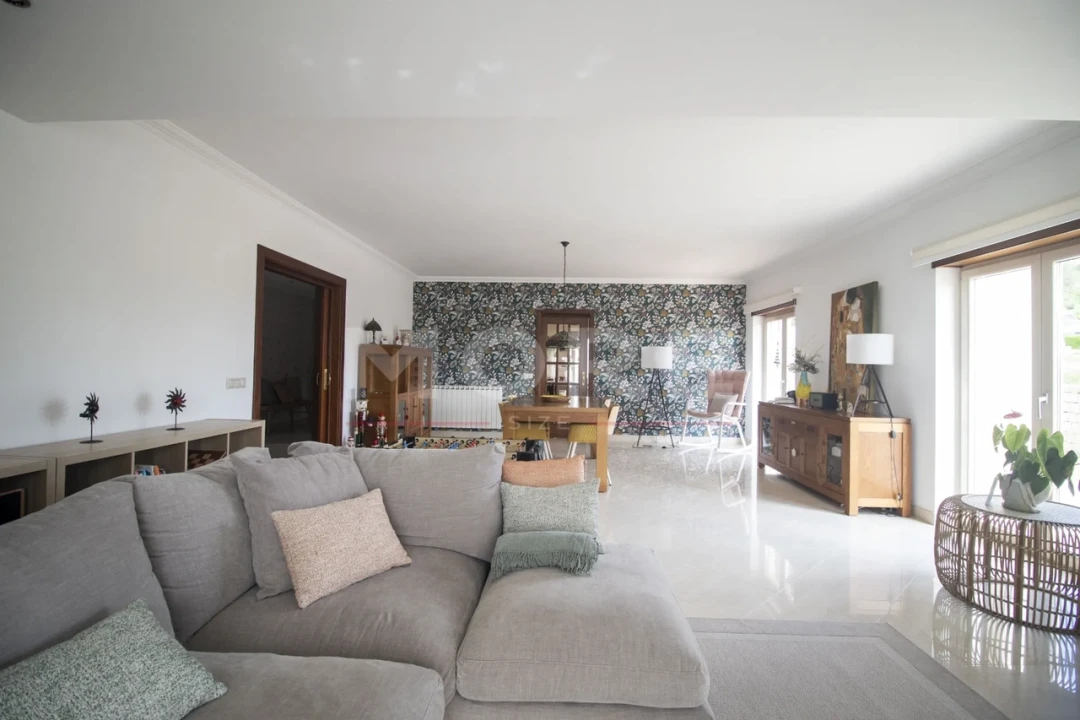 Moradia T5 para Venda em Tornada e Salir do Porto Foto 1