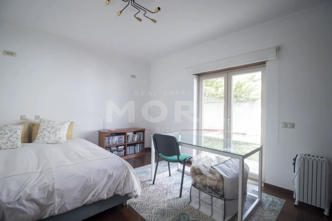 Moradia T5 para Venda em Tornada e Salir do Porto Foto 14