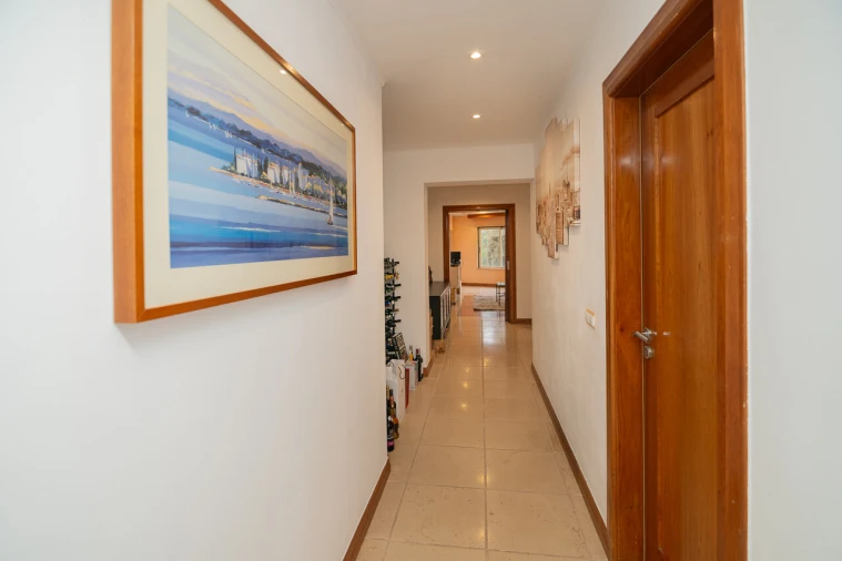 Apartamento T2 para Venda em Estômbar e Parchal Foto 5