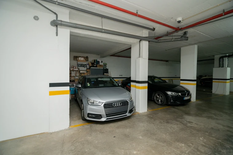 Apartamento T2 para Venda em Estômbar e Parchal Foto 33