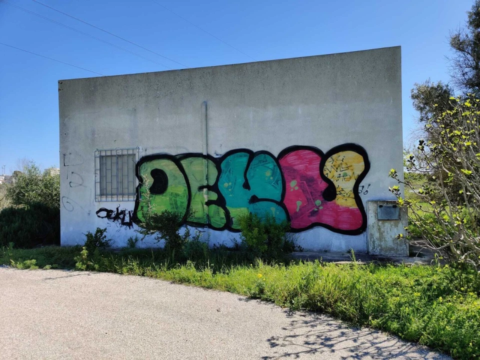 Armazém para Venda em Armação de Pera Foto 6