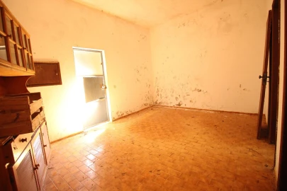 Armazém para Venda em Armação de Pera