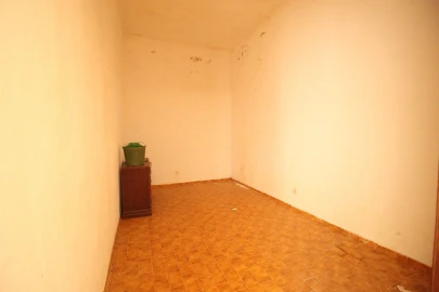 Armazém para Venda em Armação de Pera