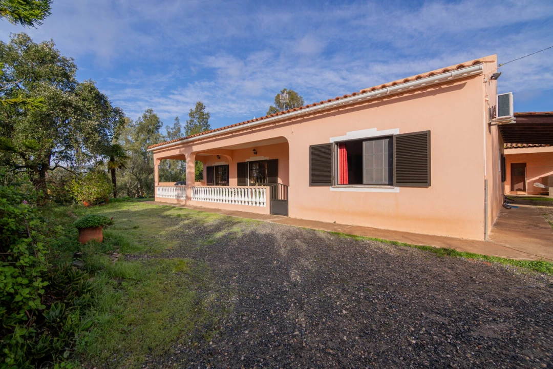 Moradia T3 para Venda em São Bartolomeu de Messines Foto 1