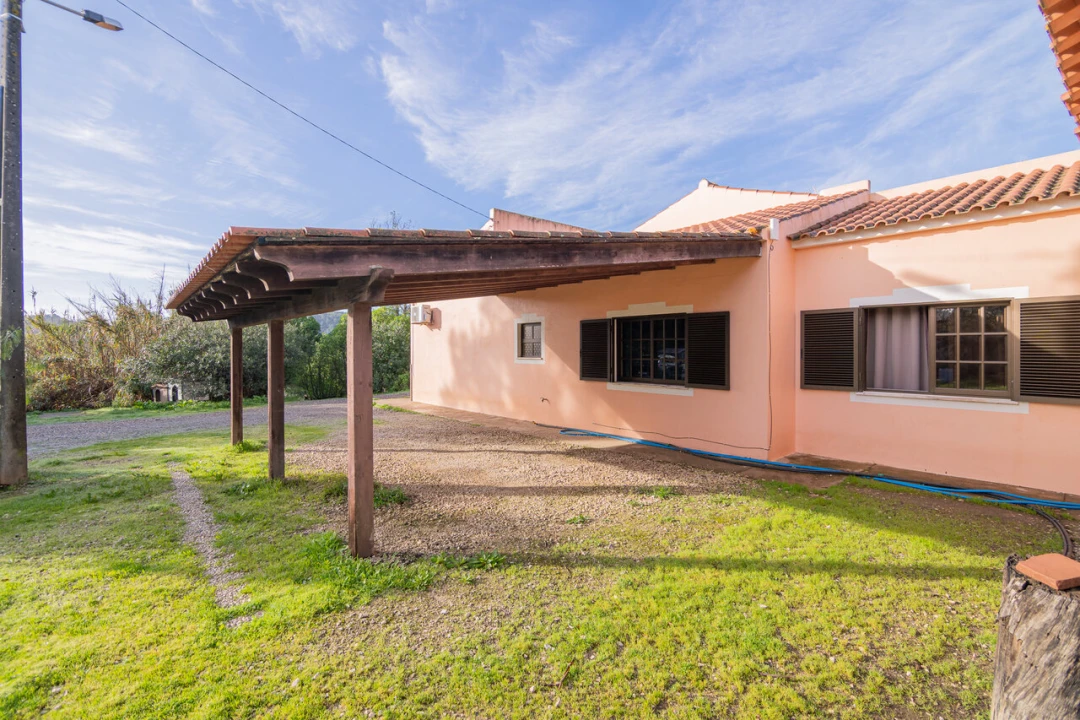 Moradia T3 para Venda em São Bartolomeu de Messines Foto 37