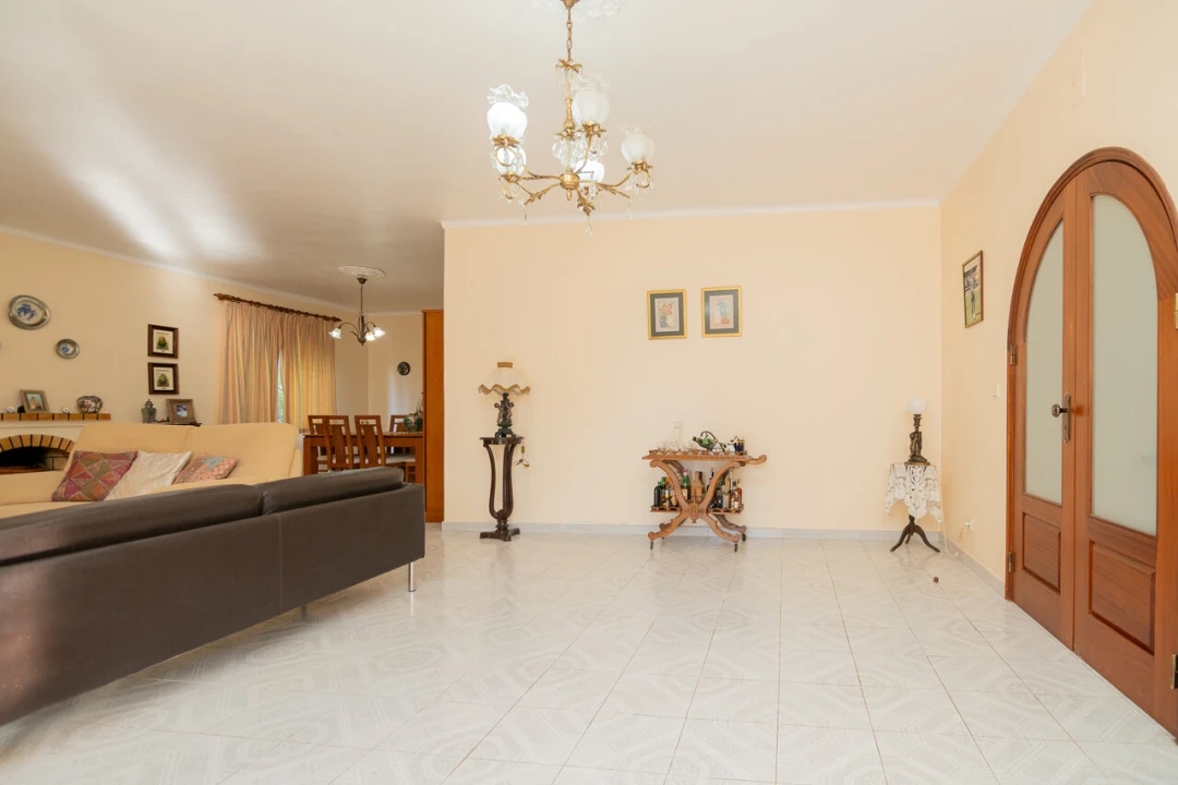 Moradia T3 para Venda em São Bartolomeu de Messines Foto 9