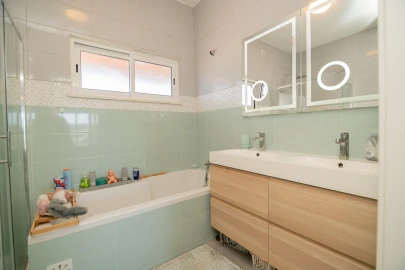 Moradia T4 para Venda em Silves