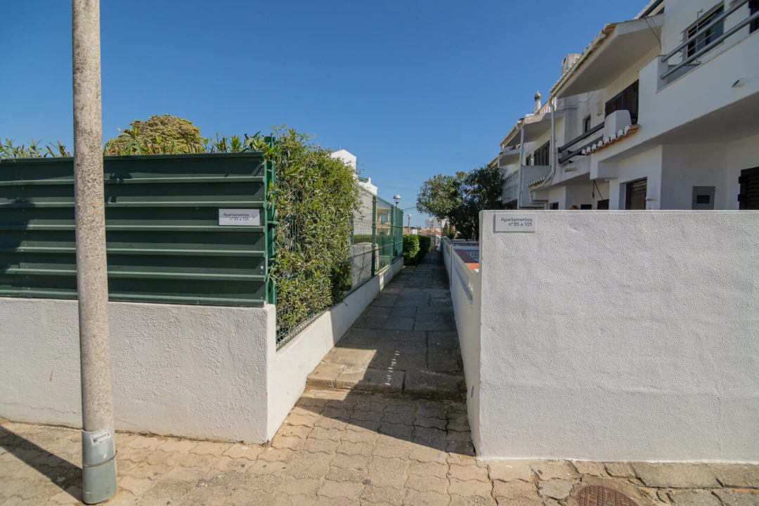 Apartamento T1 para Venda em Lagos (São Sebastião e Santa Maria) Foto 2