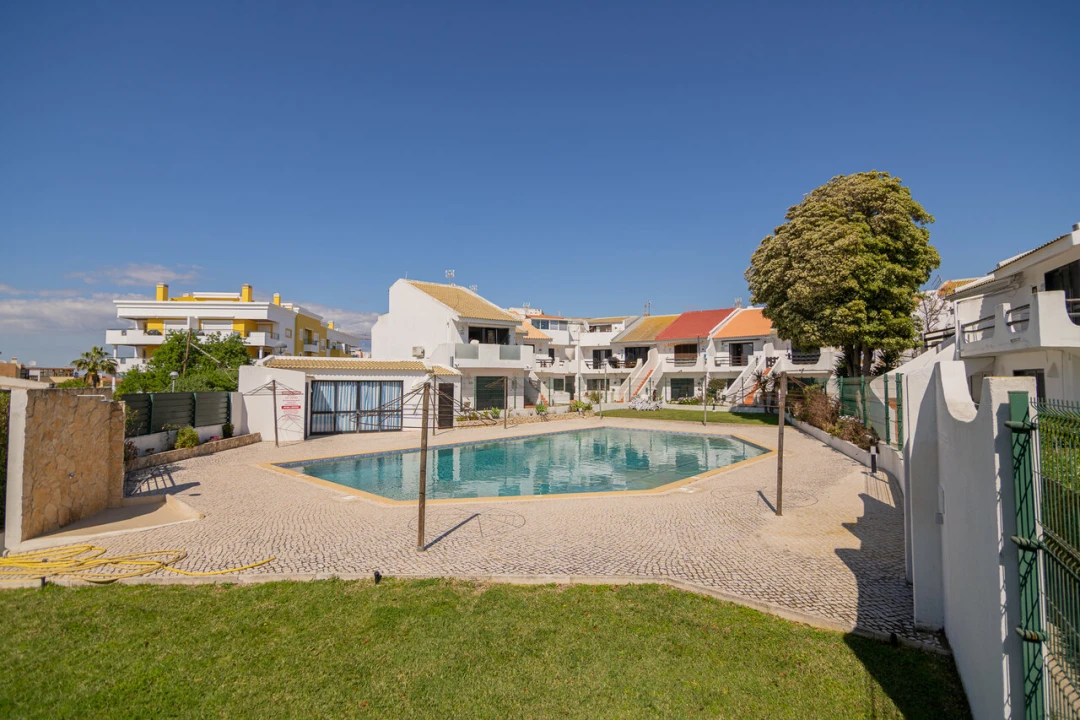 Apartamento T1 para Venda em Lagos (São Sebastião e Santa Maria) Foto 23