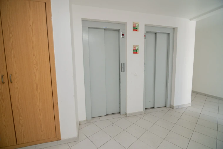 Apartamento T3 para Venda em Portimão Foto 5