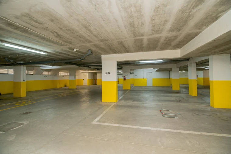 Apartamento T3 para Venda em Portimão Foto 32