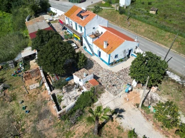 Moradia T7 para Venda em Silves