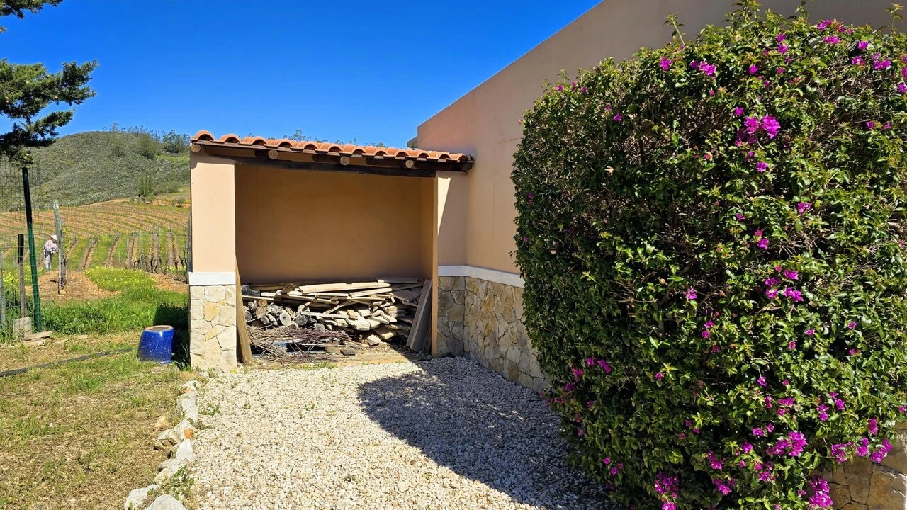 Moradia T4 para Venda em Silves Foto 35