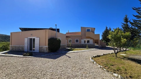 Moradia T4 para Venda em Silves