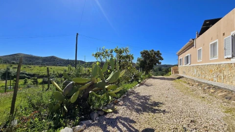 Moradia T4 para Venda em Silves