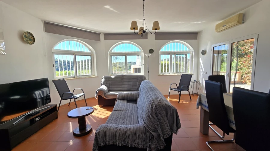 Moradia T4 para Venda em Silves Foto 6