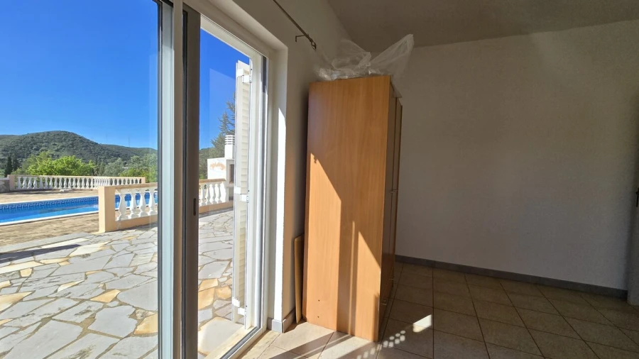 Moradia T4 para Venda em Silves Foto 10